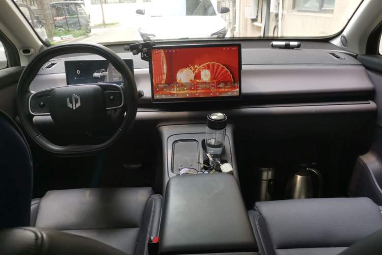 Used Leapmotor C10 2024 530 Smart Edition Center Console