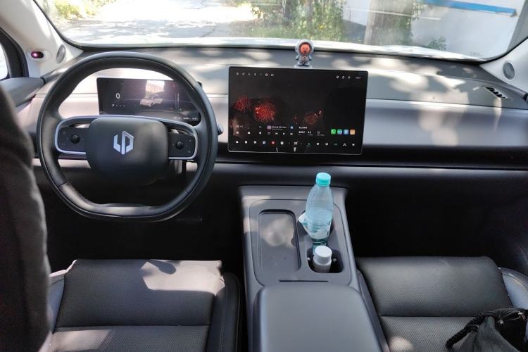 Used Leapmotor C10 2024 210 Smart Edition Center Console
