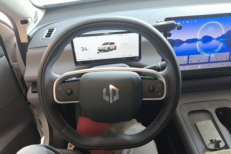 Used Leapmotor C10 2024 210 Smart Edition Center Console