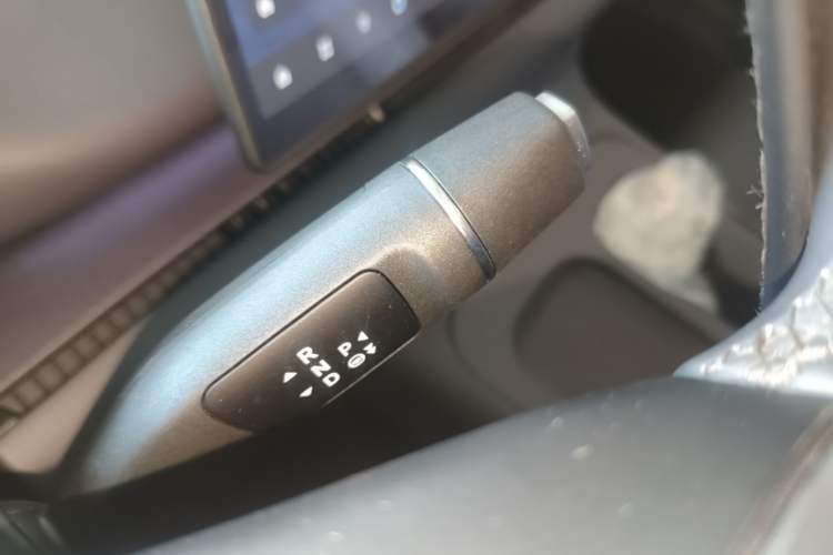 Used Leapmotor C10 2024 530 Comfort Edition Gear Lever