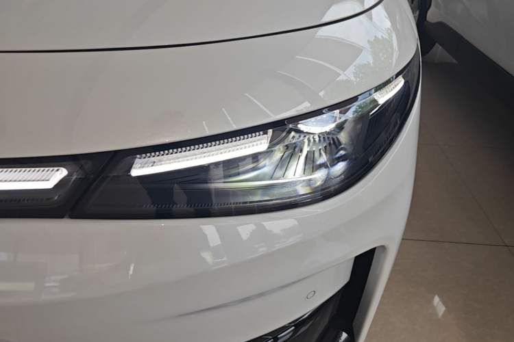 Used Leapmotor C10 2024 530 LiDAR Edition Left Front Headlight
