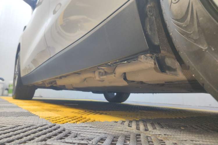 Used Leapmotor C10 2024 210 Comfort Edition Left Side Sill