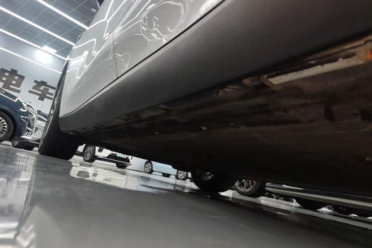 Used Leapmotor C10 2024 530 Smart Edition Left Side Sill