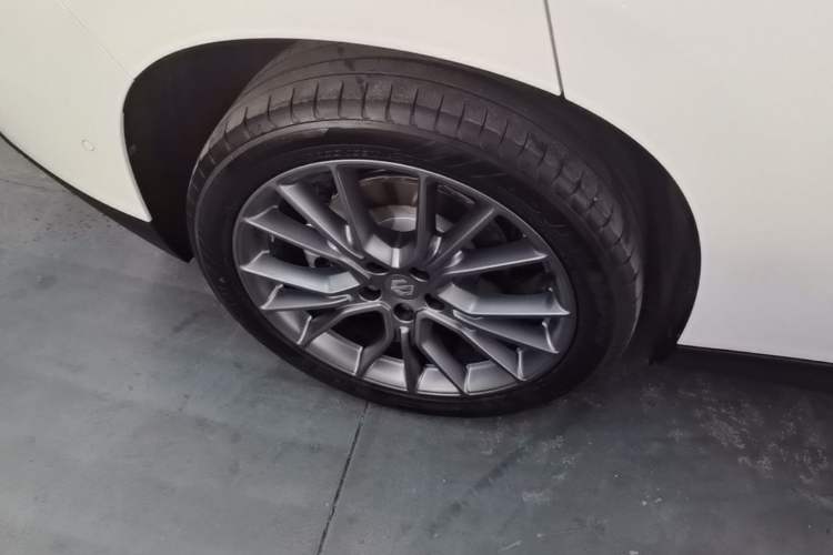 Used Leapmotor C10 2024 530 Smart Edition Right Rear Wheel Hub