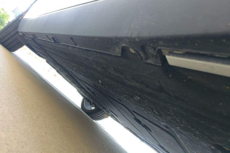 Used Leapmotor C10 2024 210 Smart Edition Right Side Sill