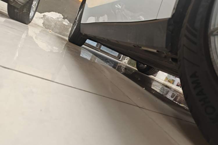 Used Leapmotor C10 2024 530 Smart Edition Right Side Sill
