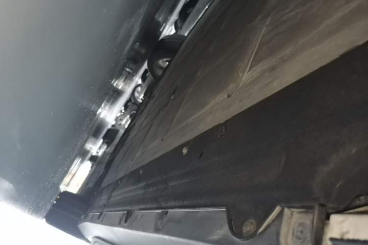 Used Leapmotor C10 2024 530 Smart Edition Right Side Sill