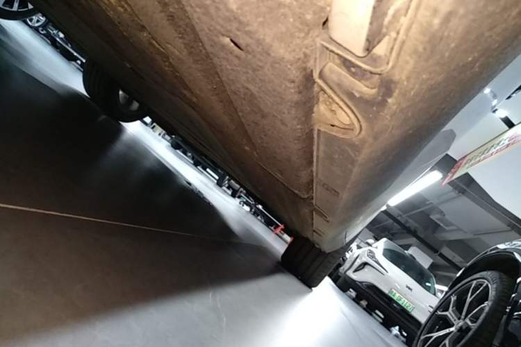 Used Leapmotor C10 2024 210 Smart Edition Right Side Sill