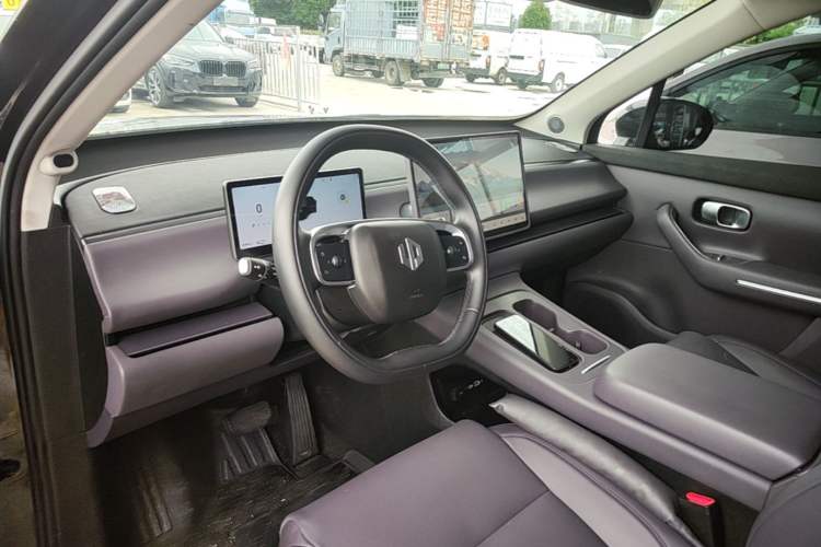 Used Leapmotor C10 2026 530 Comfort Edition Center Console