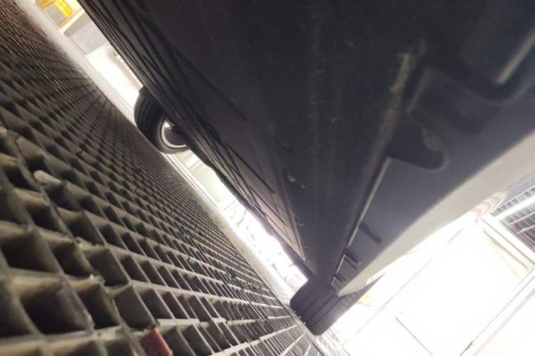 Used Leapmotor C10 2026 605 LiDAR Version Chassis Front Left