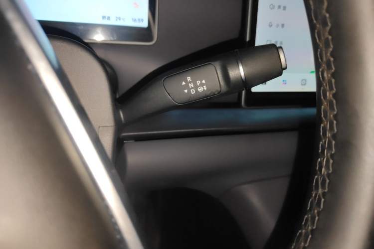 Used Leapmotor C10 2026 605 Enjoyment Edition Gear Lever