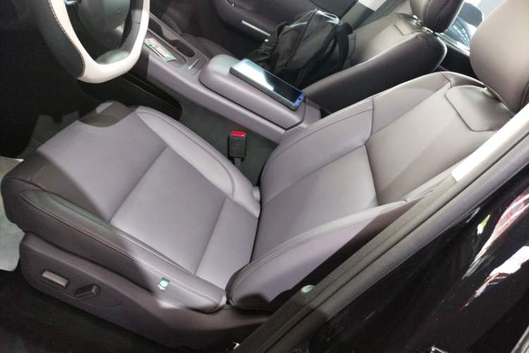 Used Leapmotor C10 2026 530 Comfort Edition Left Front Seat