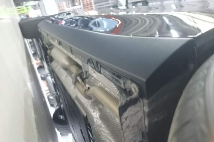 Used Leapmotor C10 2026 210 Joyful Edition Left Side Sill