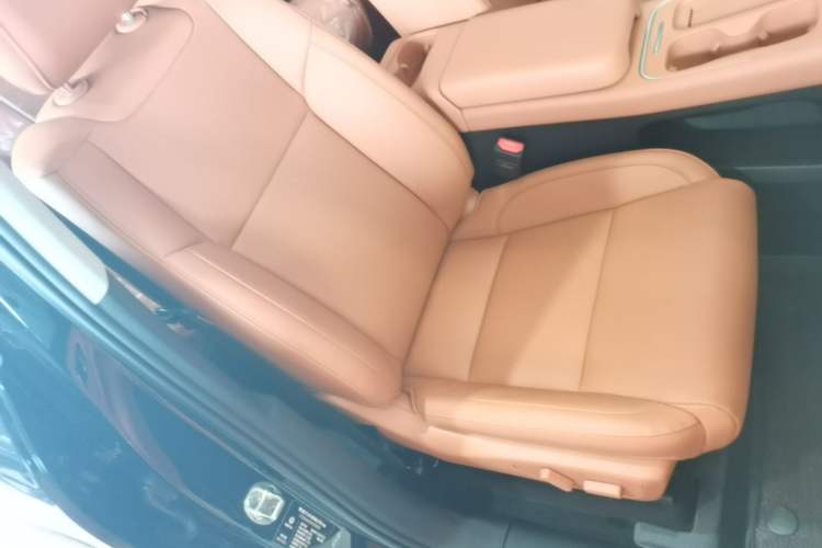 Used Leapmotor C10 2026 210 Joyful Edition Right Front Seat