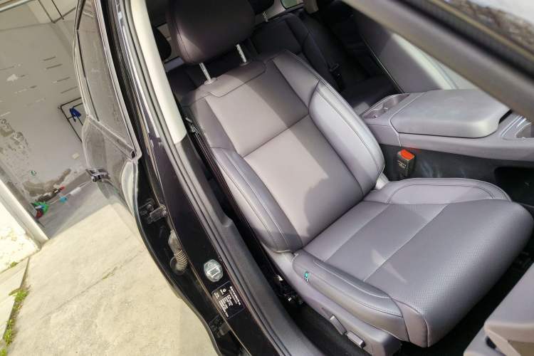 Used Leapmotor C10 2026 605 LiDAR Version Right Front Seat