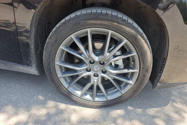 Used Leapmotor C10 2026 210 Joyful Edition Right Front Wheel Hub