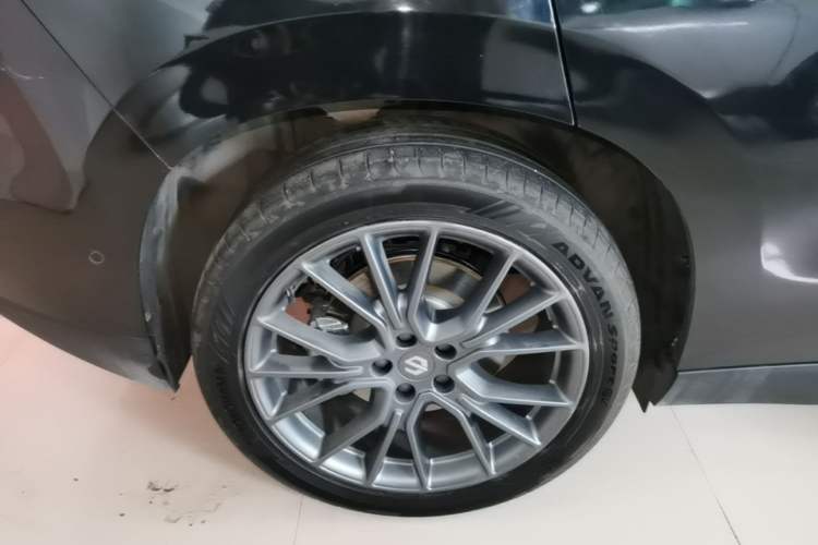 Used Leapmotor C10 2026 210 LiDAR Version Right Rear Wheel Hub