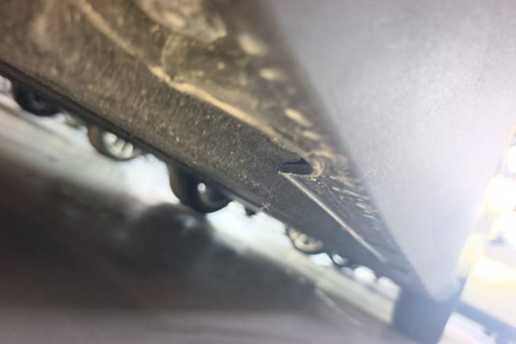 Used Leapmotor C10 2026 210 Joyful Edition Right Side Sill