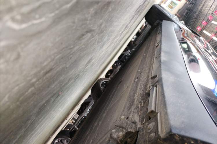 Used Leapmotor C10 2026 530 Comfort Edition Right Side Sill