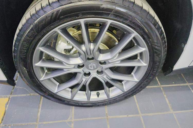 Used Leapmotor C10 2026 210 Joyful Edition Left Front Wheel Hub