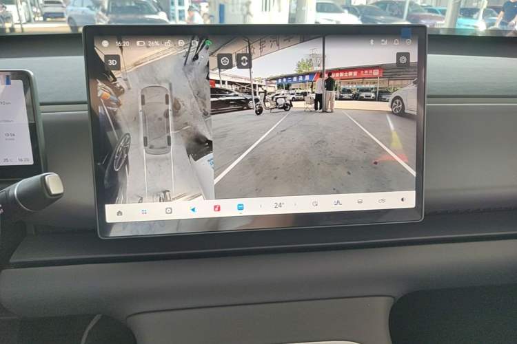 Used Leapmotor C10 2026 605 LiDAR Version Audio And AC Panel