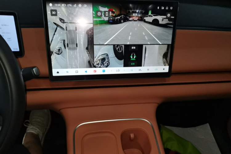 Used Leapmotor C10 2026 605 LiDAR Version Audio And AC Panel