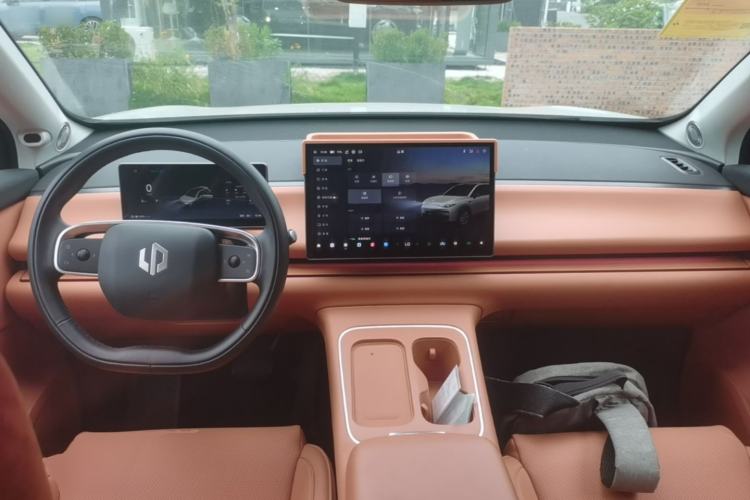 Used Leapmotor C10 2026 605 LiDAR Version Center Console