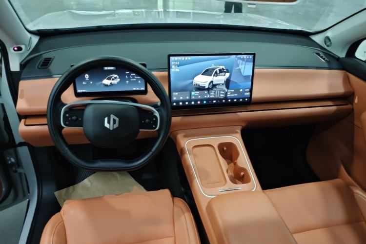 Used Leapmotor C10 2026 605 LiDAR Version Center Console