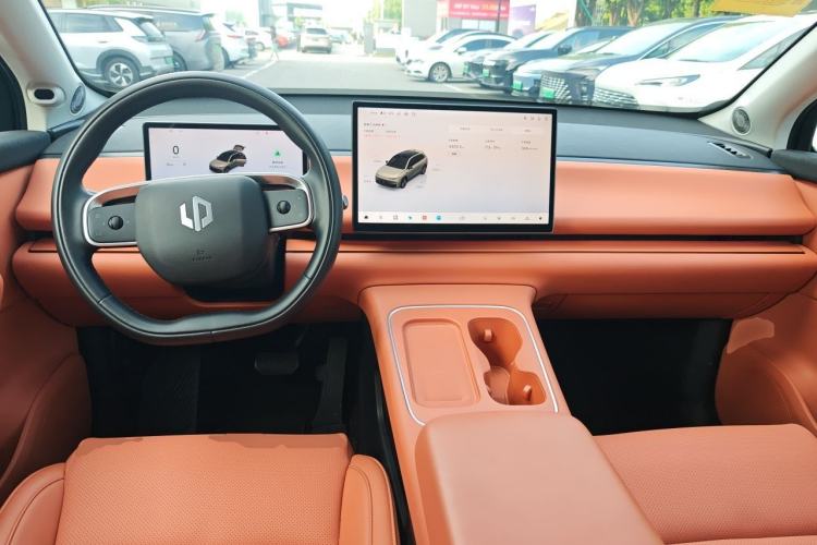 Used Leapmotor C10 2026 605 LiDAR Version Center Console