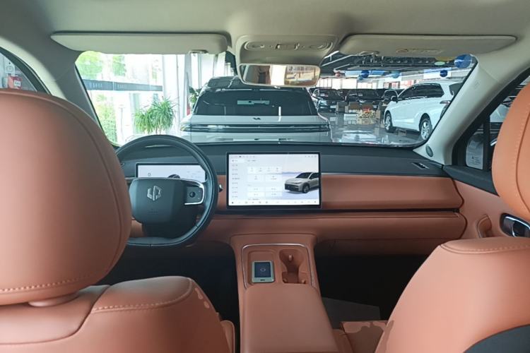Used Leapmotor C10 2026 605 LiDAR Version Center Console