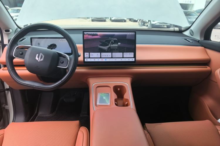Used Leapmotor C10 2026 605 LiDAR Version Center Console