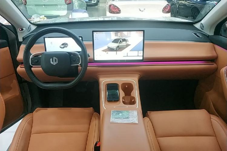 Used Leapmotor C10 2026 605 LiDAR Version Center Console