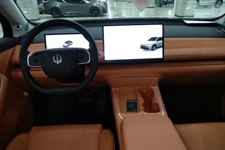 Used Leapmotor C10 2026 605 LiDAR Version Center Console