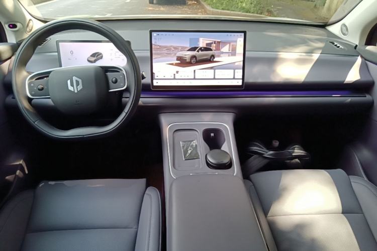 Used Leapmotor C10 2026 605 LiDAR Version Center Console