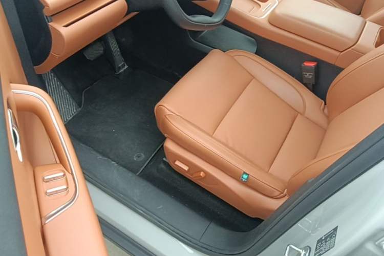 Used Leapmotor C10 2026 605 LiDAR Version Driver Seat