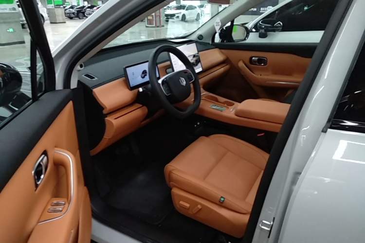 Used Leapmotor C10 2026 605 LiDAR Version Driver Seat