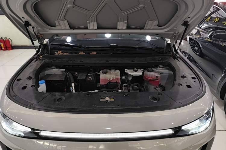 Used Leapmotor C10 2026 605 LiDAR Version Engine Bay