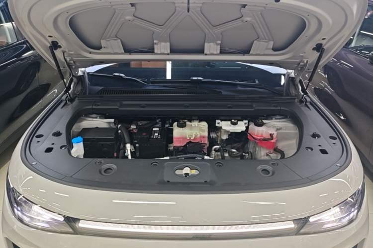 Used Leapmotor C10 2026 605 LiDAR Version Engine Bay