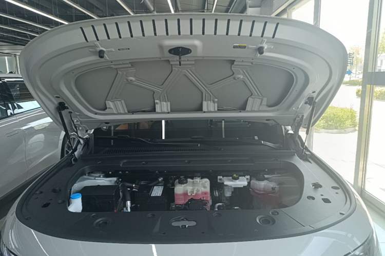 Used Leapmotor C10 2026 605 LiDAR Version Engine Bay