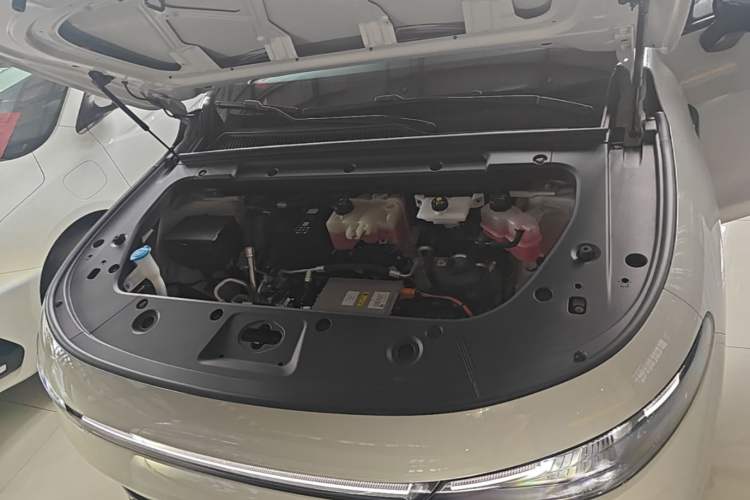 Used Leapmotor C10 2026 605 LiDAR Version Engine Bay