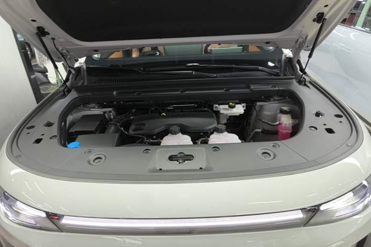 Used Leapmotor C10 2026 210 LiDAR Version Engine Bay