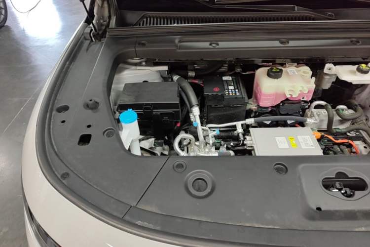 Used Leapmotor C10 2026 605 LiDAR Version Engine Bay Right
