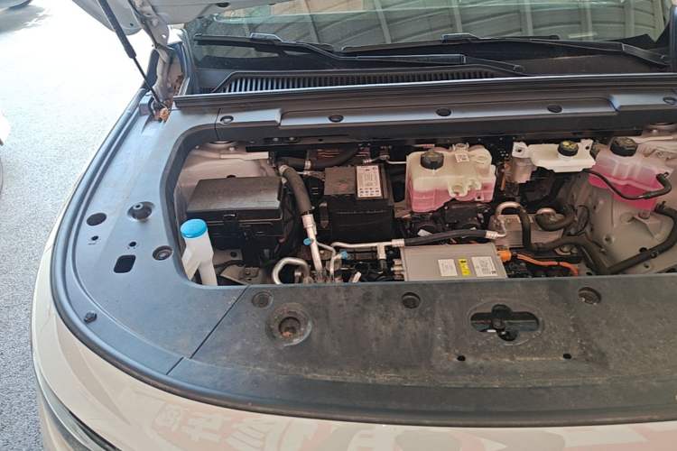 Used Leapmotor C10 2026 605 LiDAR Version Engine Bay Right