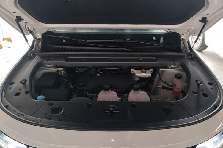 Used Leapmotor C10 2026 210 LiDAR Version Engine Bay
