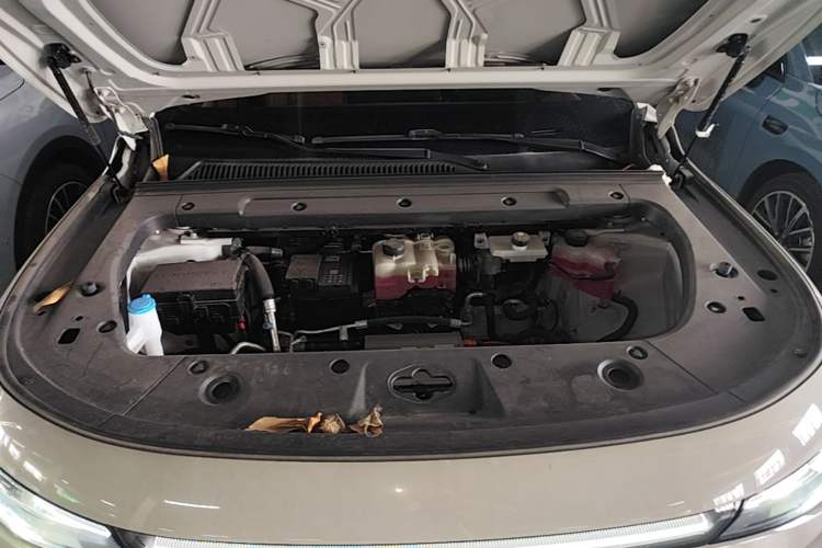 Used Leapmotor C10 2026 605 LiDAR Version Engine Bay