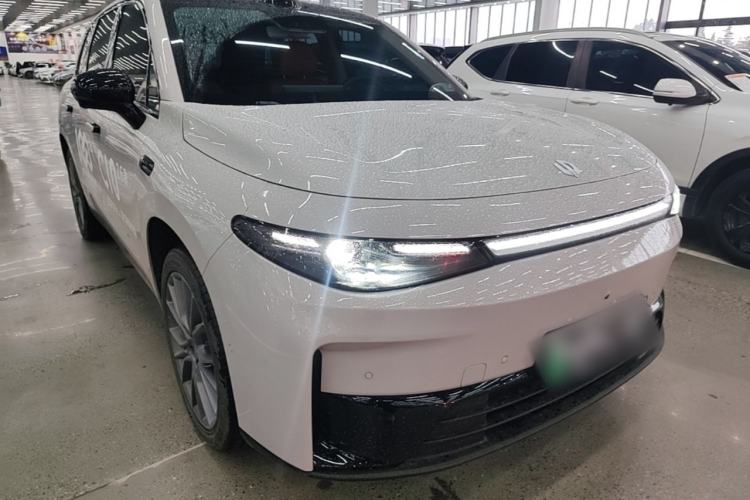 Used Leapmotor C10 2026 605 LiDAR Version Front Right 45 Deg