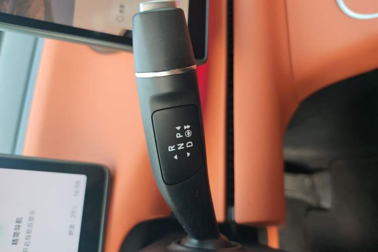Used Leapmotor C10 2026 605 LiDAR Version Gear Lever