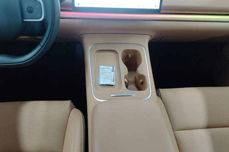 Used Leapmotor C10 2026 605 Enjoyment Edition Gear Lever