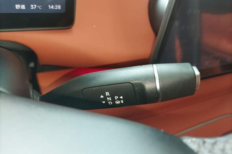 Used Leapmotor C10 2026 605 Enjoyment Edition Gear Lever