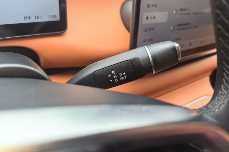 Used Leapmotor C10 2026 605 Enjoyment Edition Gear Lever